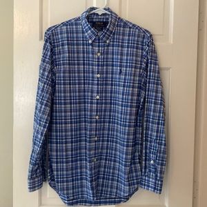 Men’s size small Polo by Ralph Lauren classic fit performance button down shirt.